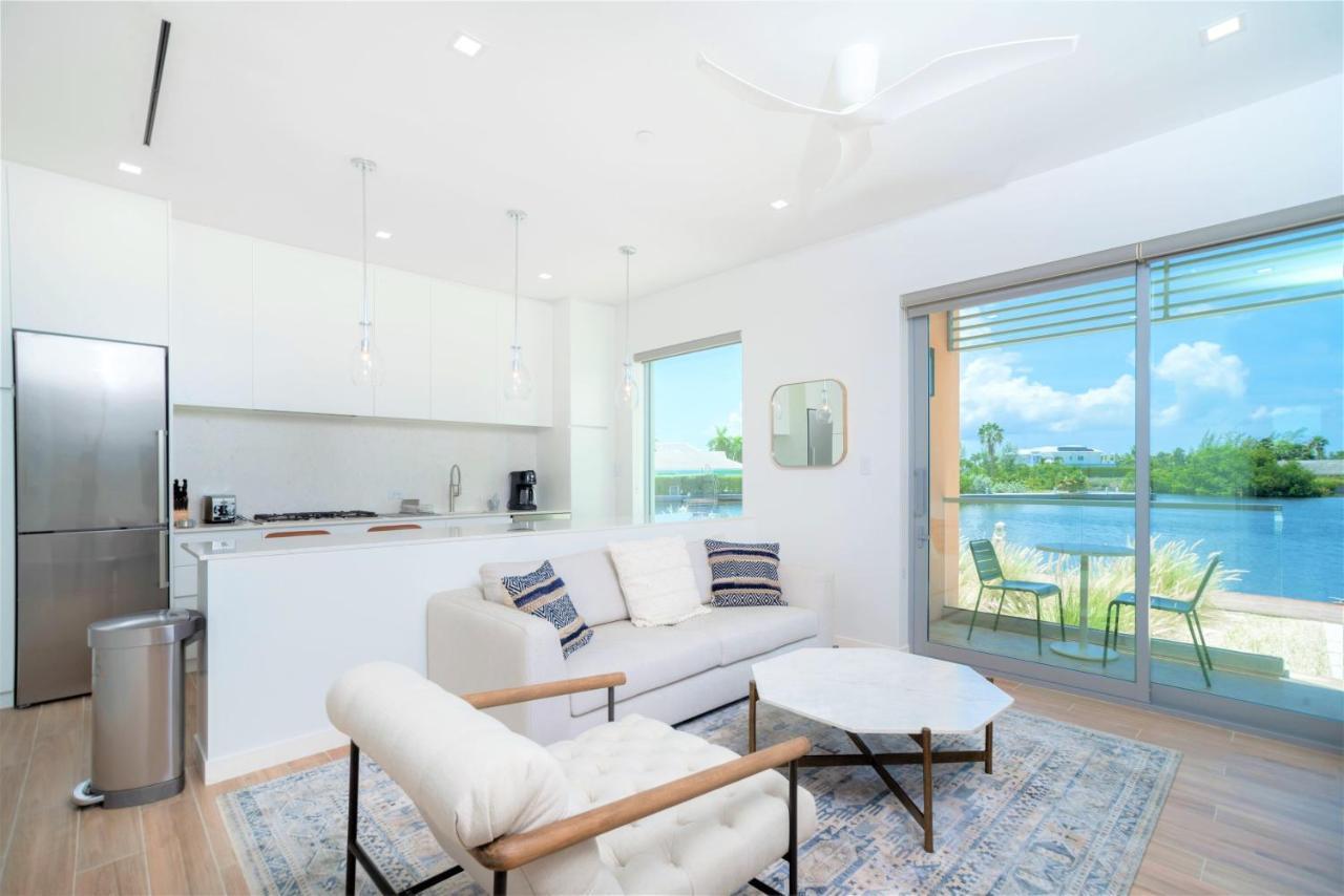 Cayman Luxury Rentals At One Canal Point George Town Buitenkant foto