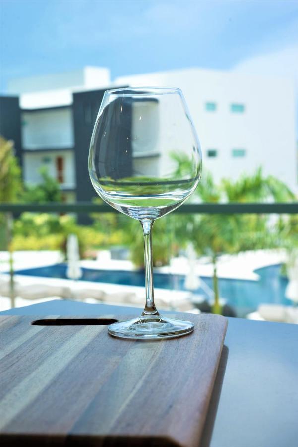 Cayman Luxury Rentals At One Canal Point George Town Buitenkant foto