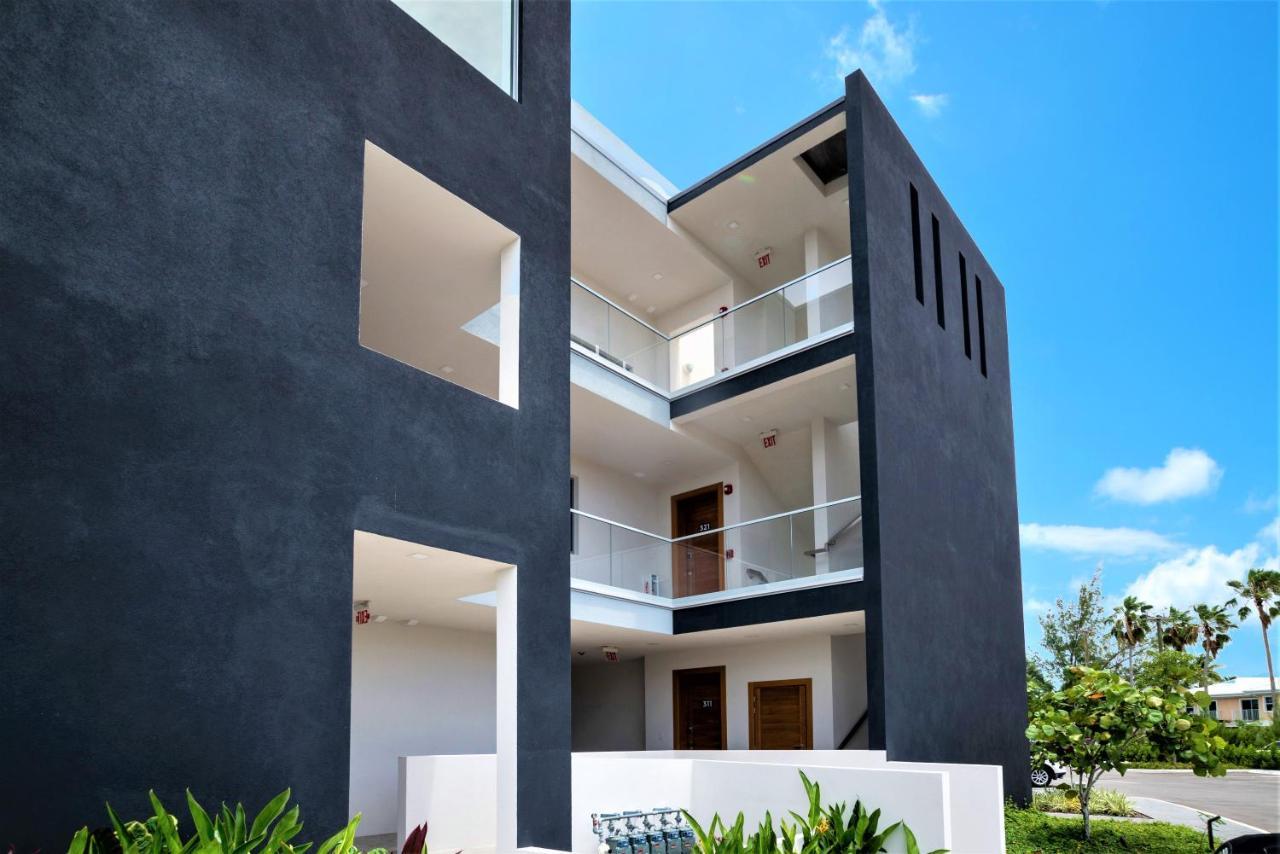 Cayman Luxury Rentals At One Canal Point George Town Buitenkant foto