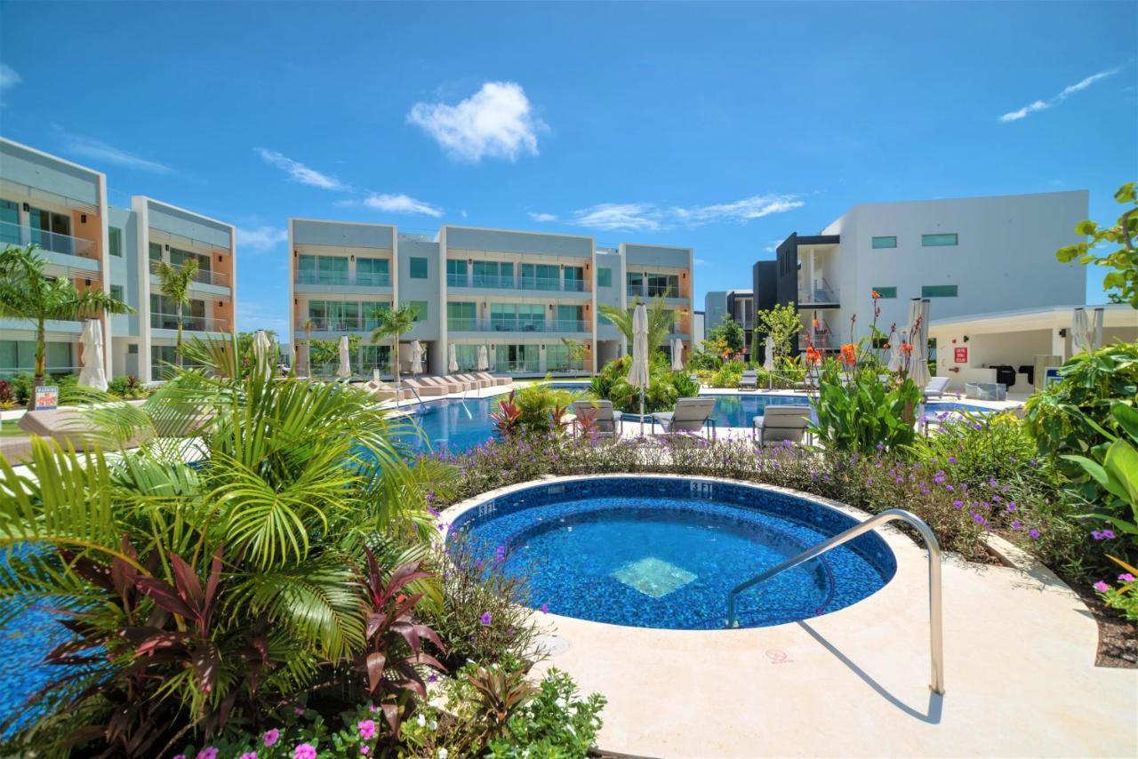 Cayman Luxury Rentals At One Canal Point George Town Buitenkant foto
