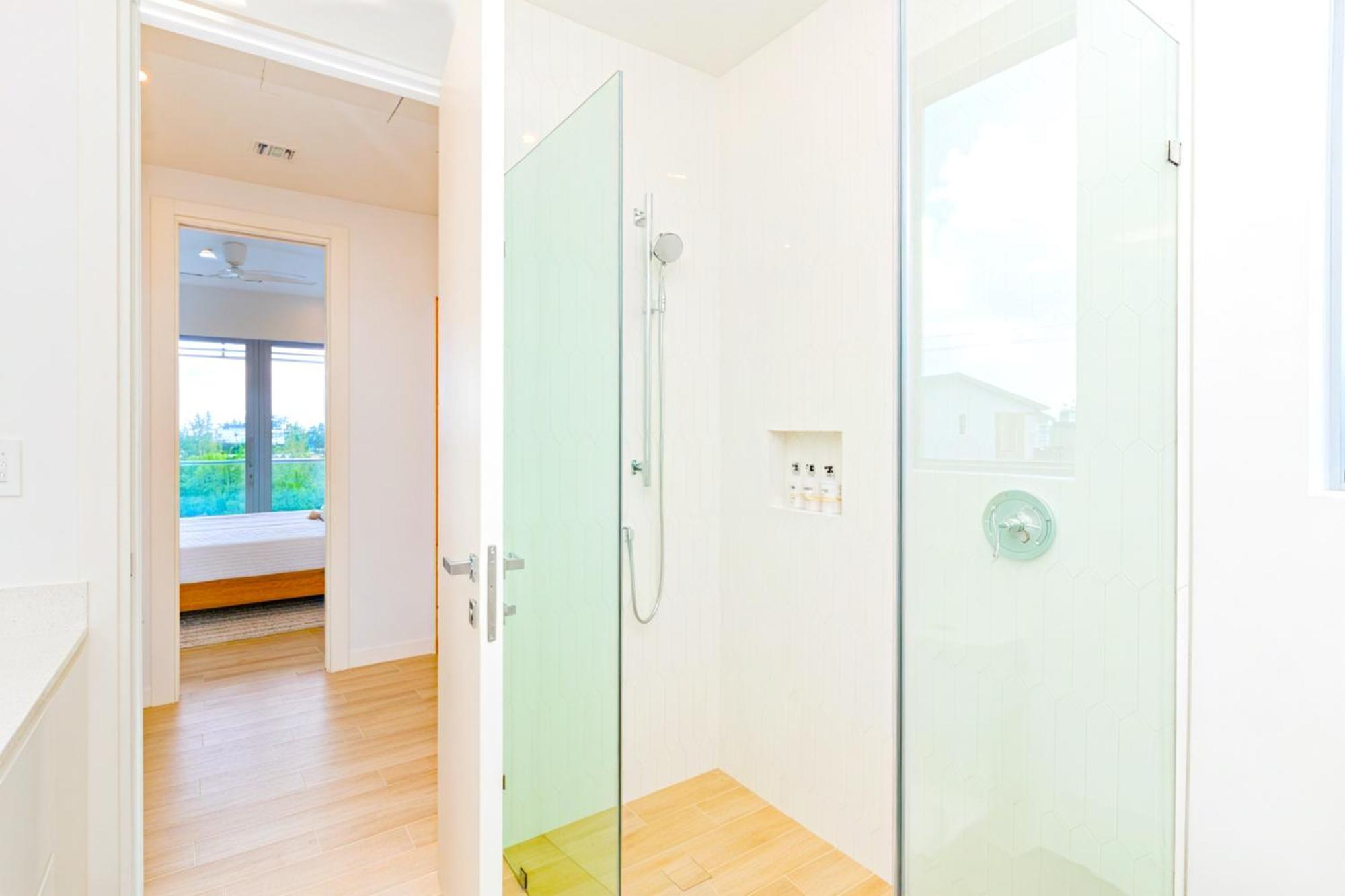 Cayman Luxury Rentals At One Canal Point George Town Buitenkant foto